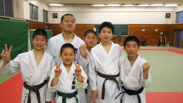 19年度東洋大牛久高校空手道部春合宿 千葉松濤不動館は花見川区作新台の空手道場